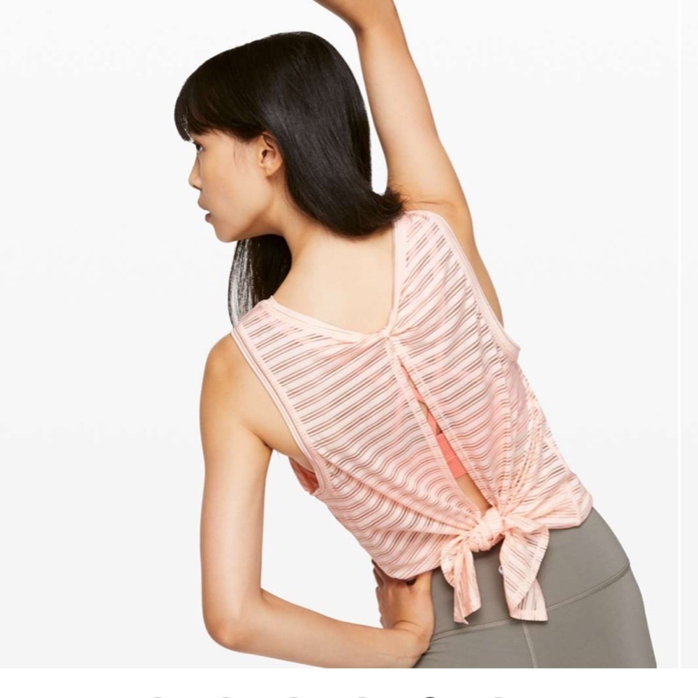 #174- LULULEMON-Meet Halfway Tank
Striped -NWT - Picture 3 of 7